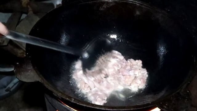 Рецепт как быстро и вкусно приготовить Фетучини с курицей в сливочном соусе в казане смотреть онлайн