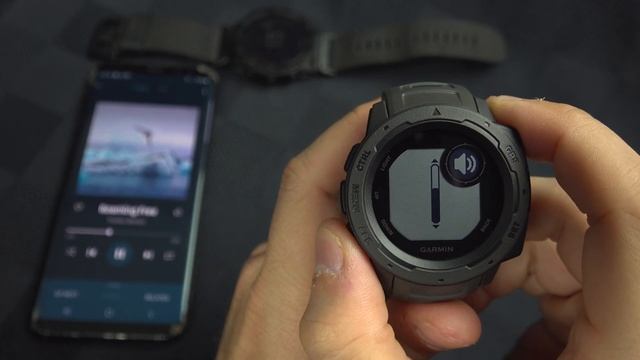 How to Control Phone Music With Garmin Instinct смотреть онлайн