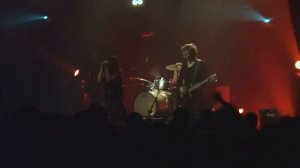 IZIA Paris Bataclan 2009-10-12 - Hey b....
