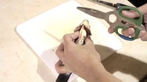Как у рыбы вырезать жабры.