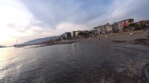 АЛАНЬЯ ПРЕКРАСНОЕ МОРЕ ПЛЯЖИ В РАЙОНЕ ОТЕЛЯ САРИТАШ ТОСМУР 23 АПРЕЛЯ 2022