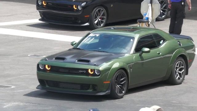 Hellcat против Redeye Hellcat - Drag Racing