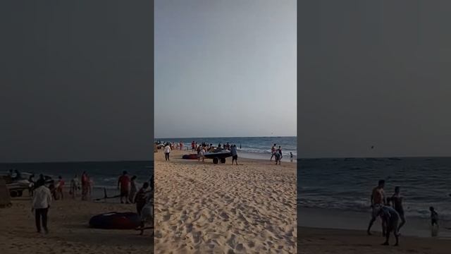 India Goa 20180411 Сажаем солнце на пляж Бага (Baga), Гоа, Индия.