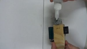 DIY ты можешь сделать лазерный уровень из подручных средств. лайфхак