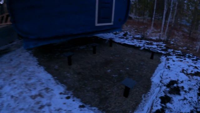 Установка овальной бани-бочки / Лаки Парк / Сибкедрстрой
