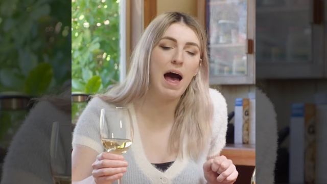 Unfussy Reviews by Melanie Bracewell – Pinot Gris смотреть онлайн