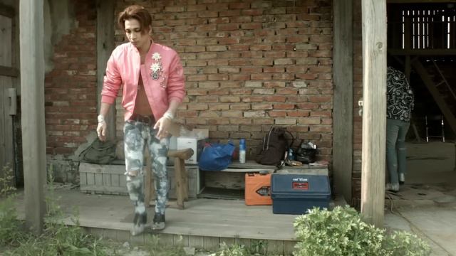 Vogue Korea BIGBANG’S BEHIND CLIP ⑤ TAEYANG