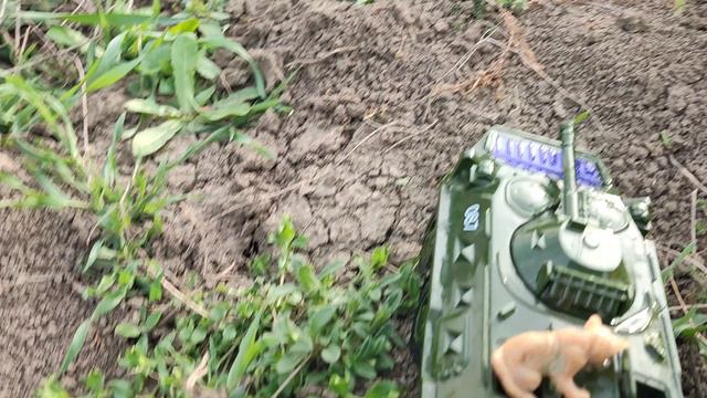 Приключения Львов на пикаппе "9 серия "