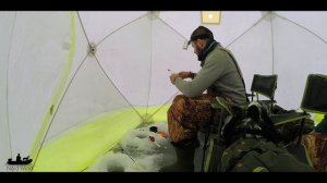 Наконец-то КОРЮШКА пошла! Попал на клев весенней корюшки