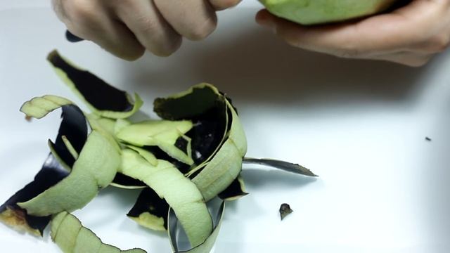 ASMR Binaural Peeling Vegetables, No talking / АСМР Бинауральный звук. Чистка овощей. смотреть онлайн