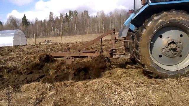 Вспашка целины весной