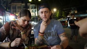 First Time Eating SATE PADANG in INDONESIA ??