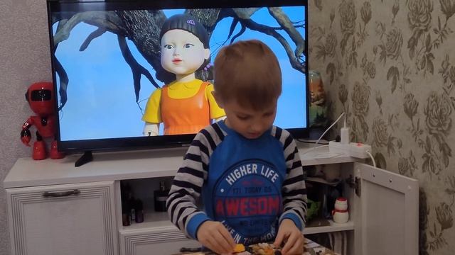 Лепка куклы из игры в Кальмара