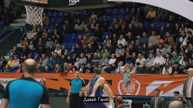 Микрофон на болельщике - Мария Бабурина смотреть онлайн