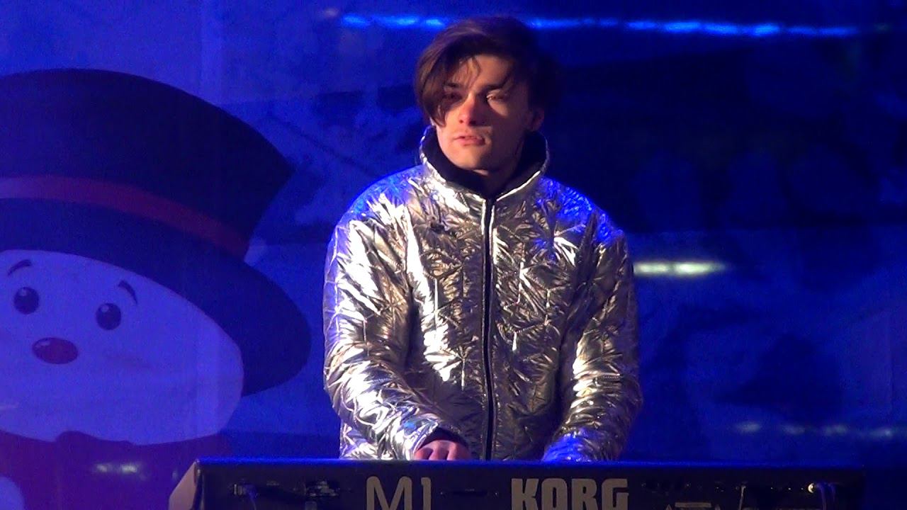 Снег кружится - Кавер версия "Lewis Carroll Band" смотреть онлайн