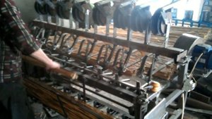 оборудование для изготовления матов из камыша.mp4