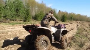 Квадрик жарит бездорожье