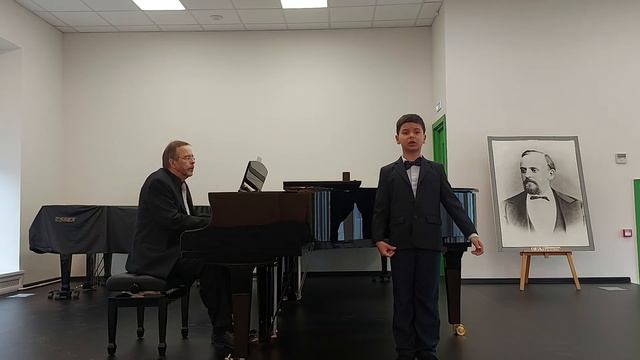 Р. Шуман русс. текст. Я.Родионова Вечерняя звезда. Исп. Пётр Фёдоров. 8 лет.