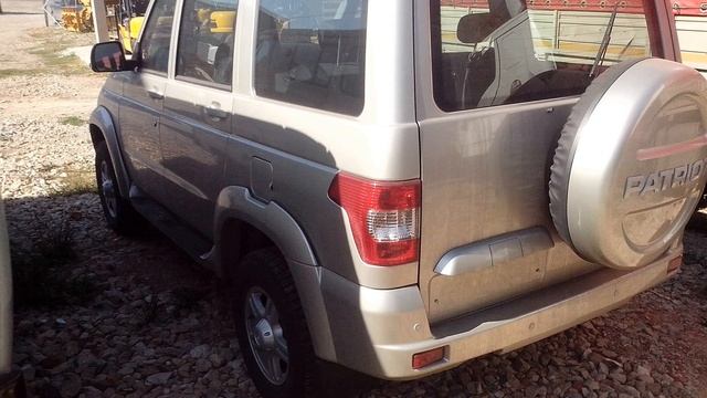 Бензиновый UAZ PATRIOT комплектация Комфорт смотреть онлайн