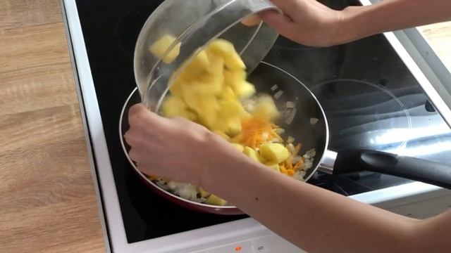 Овощное рагу из кабачков и картофелем