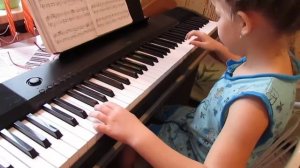 Как играть на фортепиано, или как Дана Играет Контрданс г Братск,