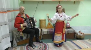 Першина Варвара "А боевая я девчонка" частушки