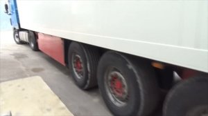 Рефрижератор фура 20 тонн, полуприцеп внутри