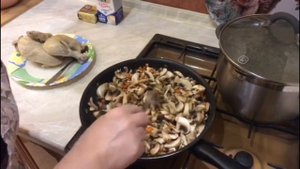 Куриный суп- пюре с шампиньонами