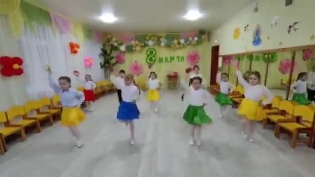 Народный танец "Тарантелла"