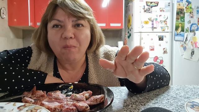 МУКБАНГ ? ОТБИВНЫЕ С ЯЙЦАМИ, САЛАТ / ПИР ЖИВОТА ?MUKBANG ?FILETES CON ENSALADA ? смотреть онлайн