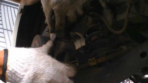 Toyota Wish 2.0z Year 2004 rear brake pads replacement (quick video only | no explanation)