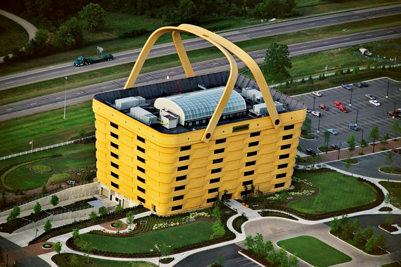 Здание-корзина (the Basket building), Огайо, США