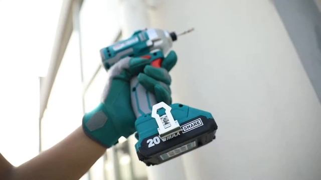 TRSLI1151 Li-ion Reciprocating Saw  Product Demo