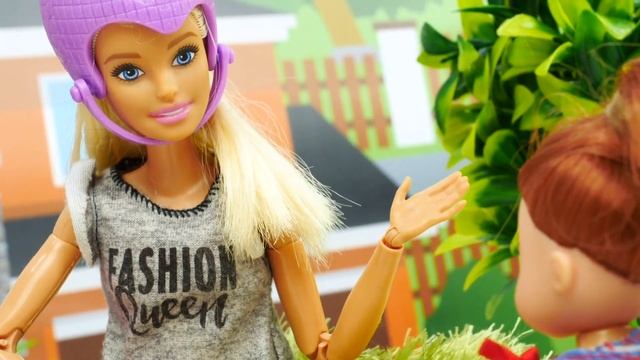 Смешные видео для девочек с Барби и Штеффи. Что круче: самокат или гироскутер? смотреть онлайн