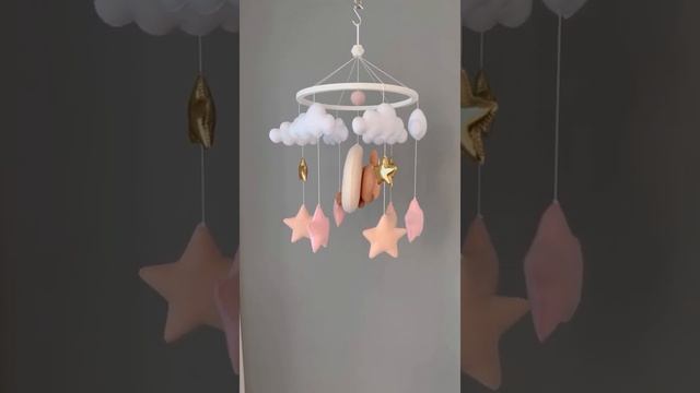 Мобиль из фетра. Мобиль «Мишка на Луне». Мобиль ручной работы. Мобиль в кроватку