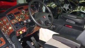 Американский грузовик Kenworth K200