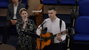 Открывая очи на заре.