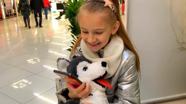 24 ЧАСА ТОЛЬКО ОДИН ЦВЕТ ?ТОЛЬКО СЕРЫЙ ? IPHONE 11 PRO MAX - МОЙ смотреть онлайн