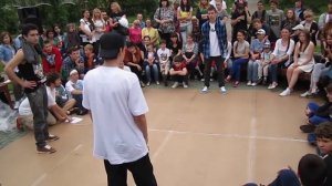 Батл по брейк дансу 1.2