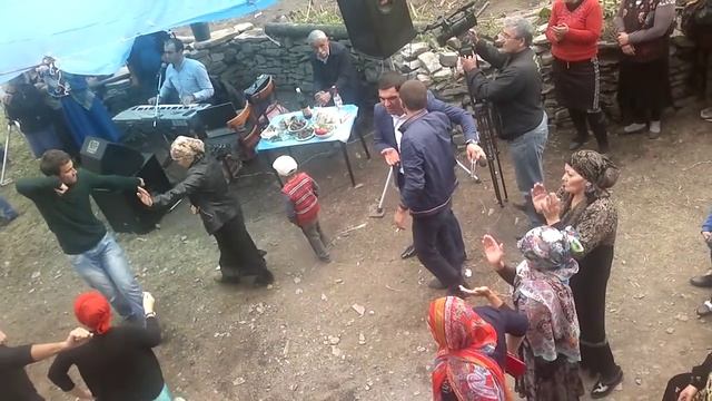 Даргинская(Дирбагская) свадьба в селе. смотреть онлайн