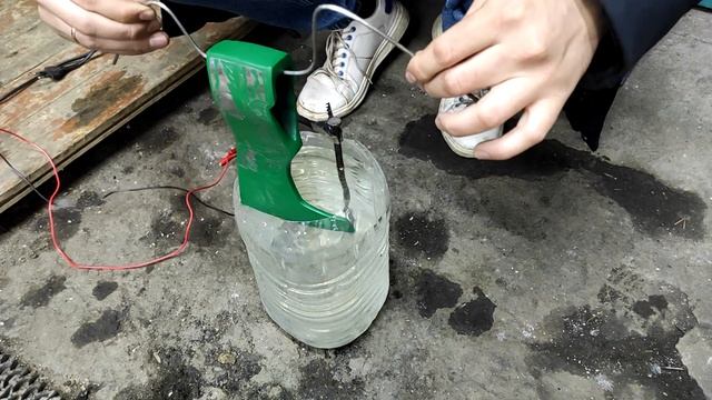 Как я сделал топор Викинга. Необычный топор для рыбалки с гравировкой. смотреть онлайн