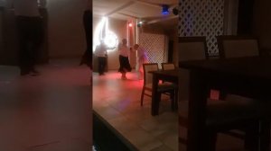Снимала на видео пару)) в лазаревском..кафе парус"..молодцы...👏👏