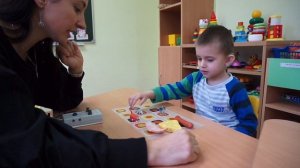 Занятие с ребёнком с кохлеарным имплантом