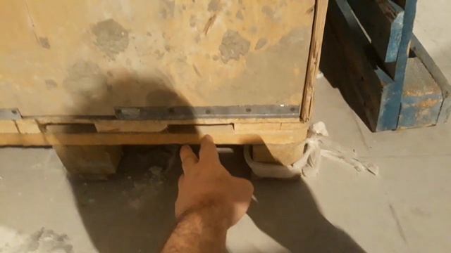 Мусорный контейнер из поддона (паллета ) смотреть онлайн