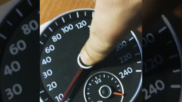 Активация остатка в баке (сколько влезет в бак бензина) VW turan 2011 смотреть онлайн