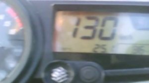 мой джиксер 750 К5 299 км в час на 1 минуте 25 секунде)