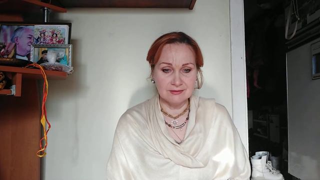 Как писать подношения Духовному Учителю  на вьяса-пуджу.