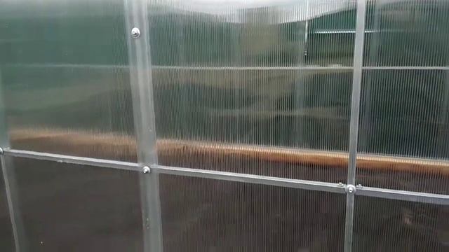 Теплица прямостенная 