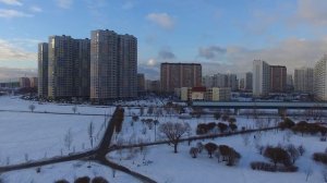 гончие собаки хаски везут ребёнка 1:40