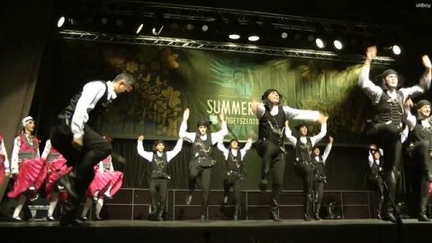 Turkey - Horon dance